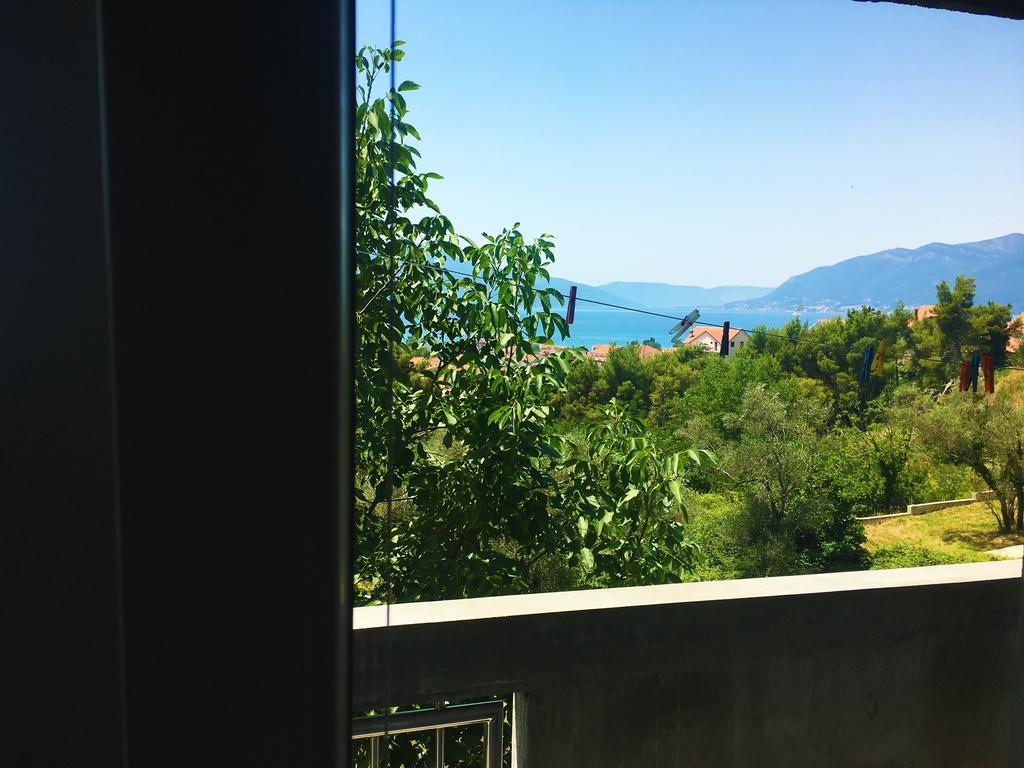 Milmaris Apartments Tivat Dış mekan fotoğraf