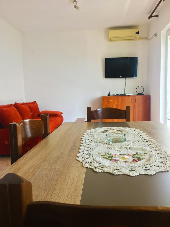 Milmaris Apartments Tivat Dış mekan fotoğraf